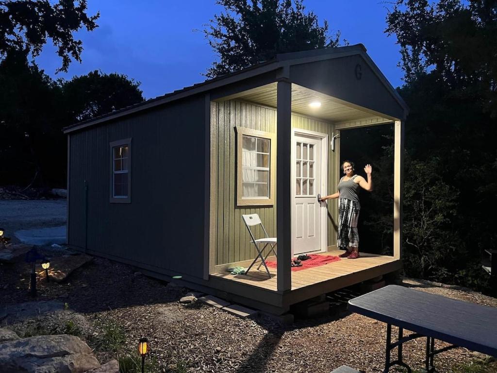 Reflection Cabin On Lake Godstone Villa Jacksboro Exterior photo