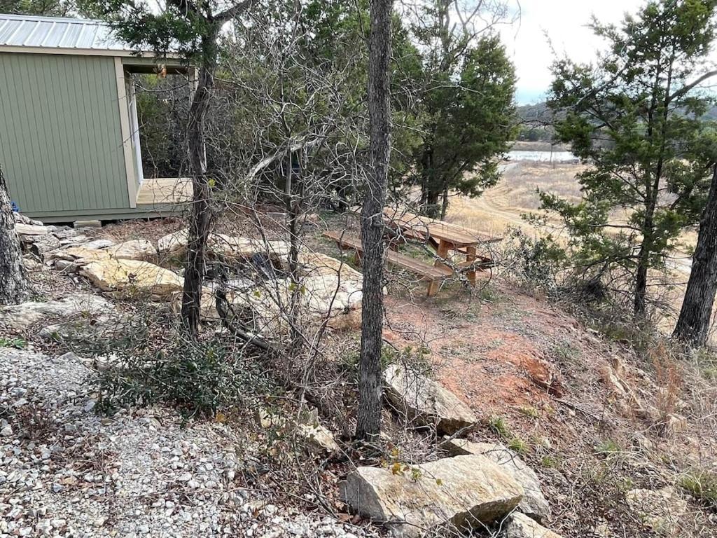 Reflection Cabin On Lake Godstone Villa Jacksboro Exterior photo