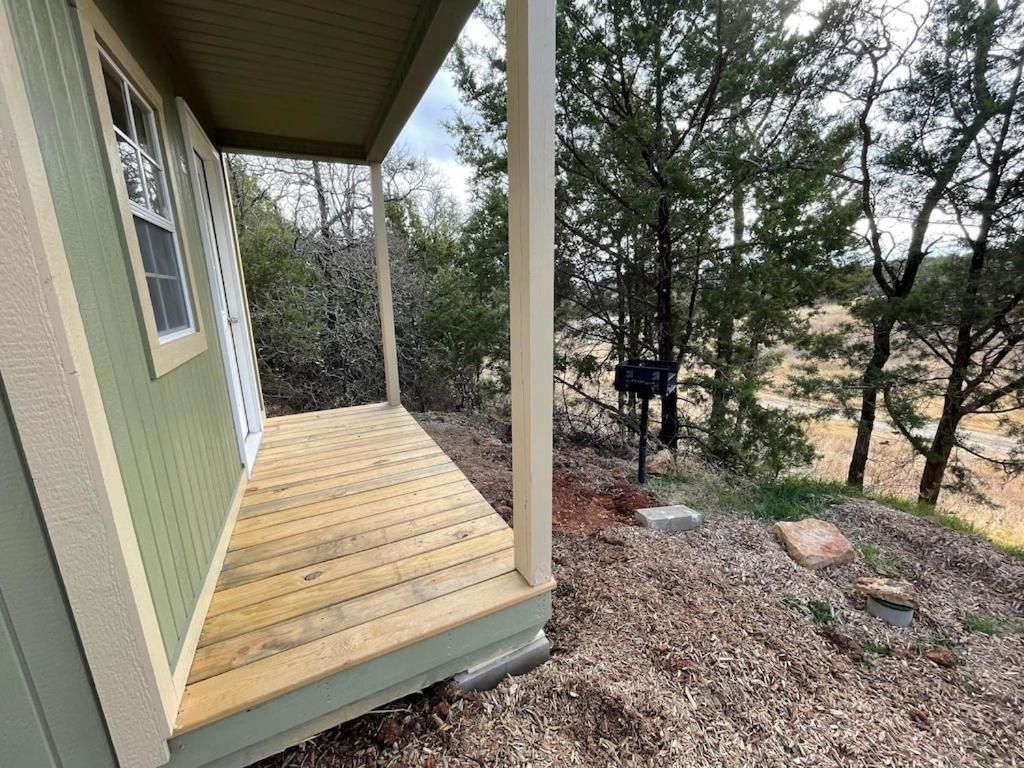 Reflection Cabin On Lake Godstone Villa Jacksboro Exterior photo